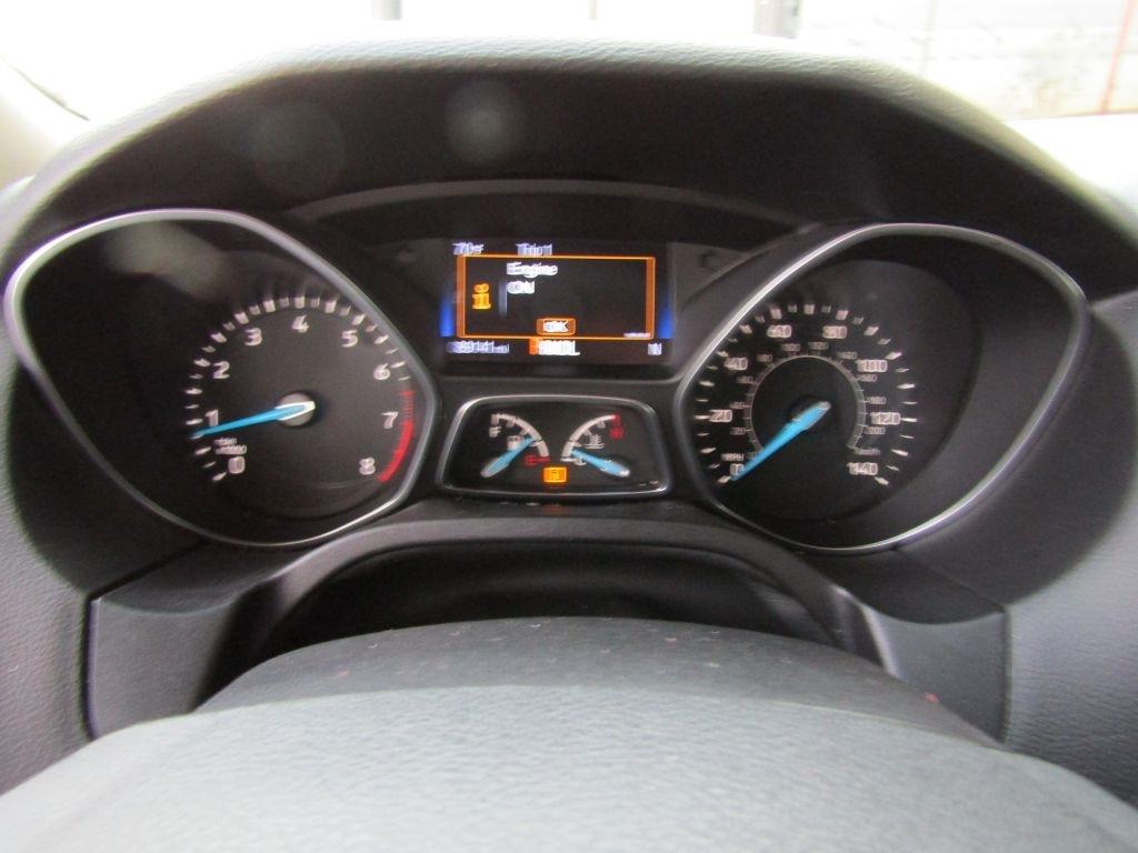 Ford Focus SE Sedan 2015