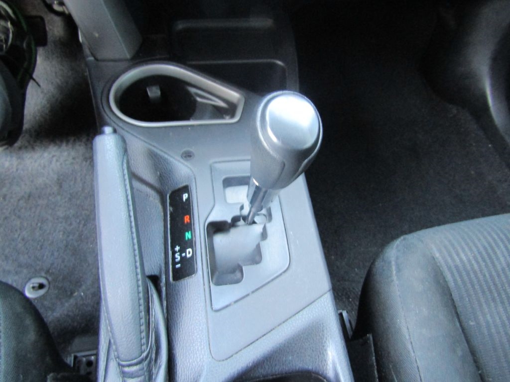 Toyota RAV4 LE FWD 2018