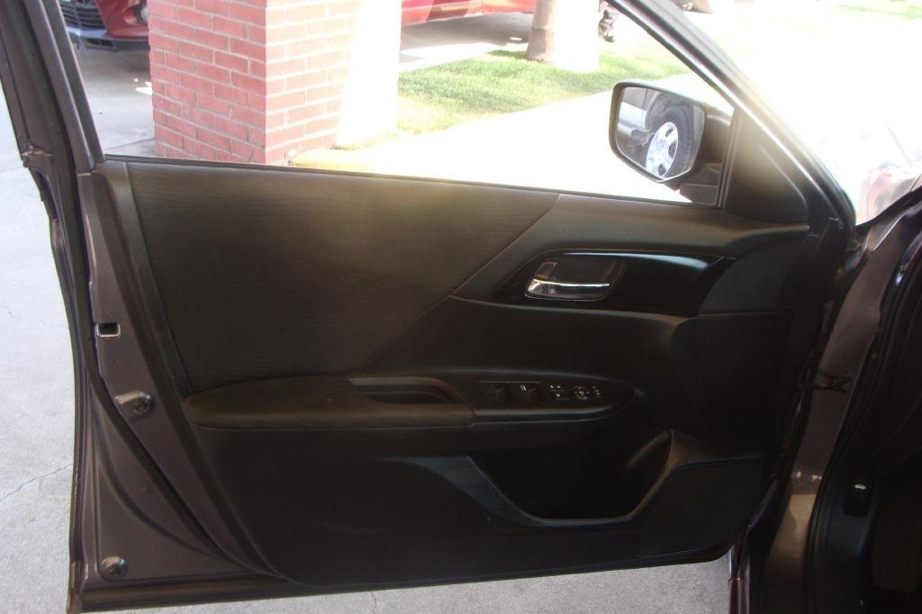 Honda Accord LX Sedan CVT 2017