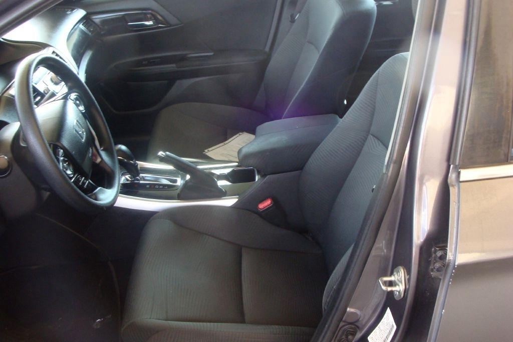 Honda Accord LX Sedan CVT 2017