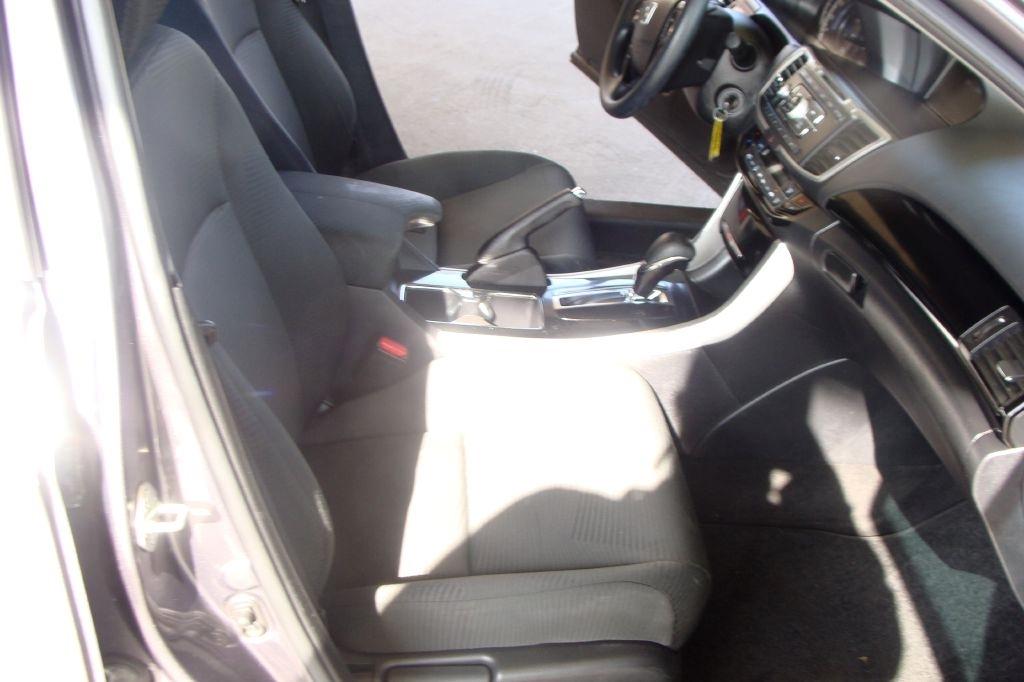 Honda Accord LX Sedan CVT 2017