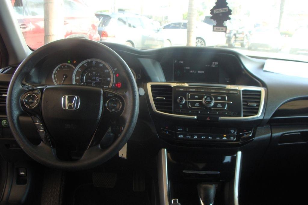 Honda Accord LX Sedan CVT 2017