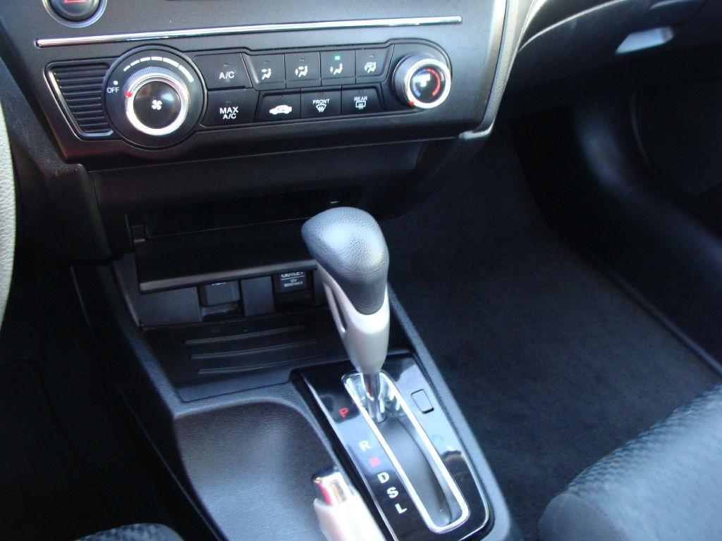 Honda Civic LX Sedan CVT 2015