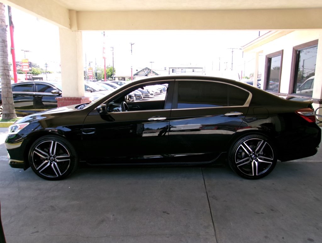 Honda Accord Sport Special Edition CVT 2017 Honda Accord Sport Special Edition CVT 2017