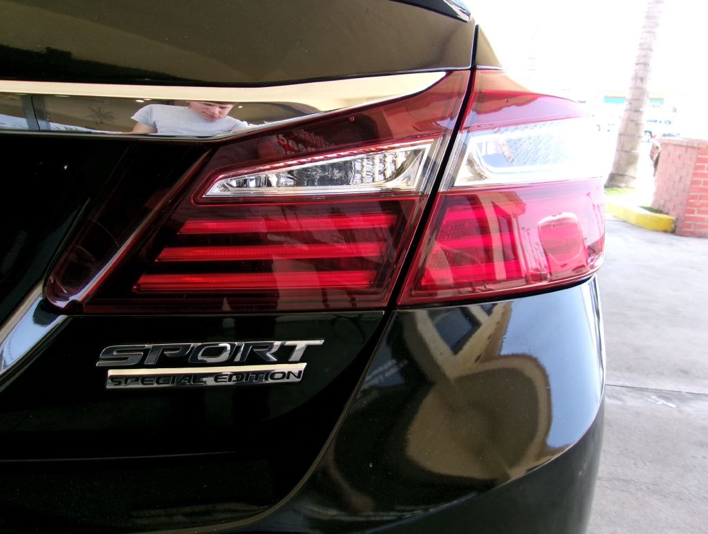 Honda Accord Sport Special Edition CVT 2017 Honda Accord Sport Special Edition CVT 2017