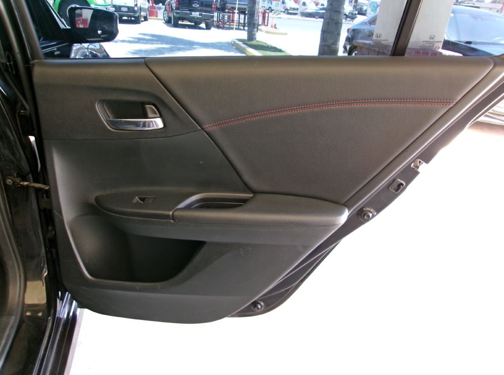 Honda Accord Sport Special Edition CVT 2017 Honda Accord Sport Special Edition CVT 2017