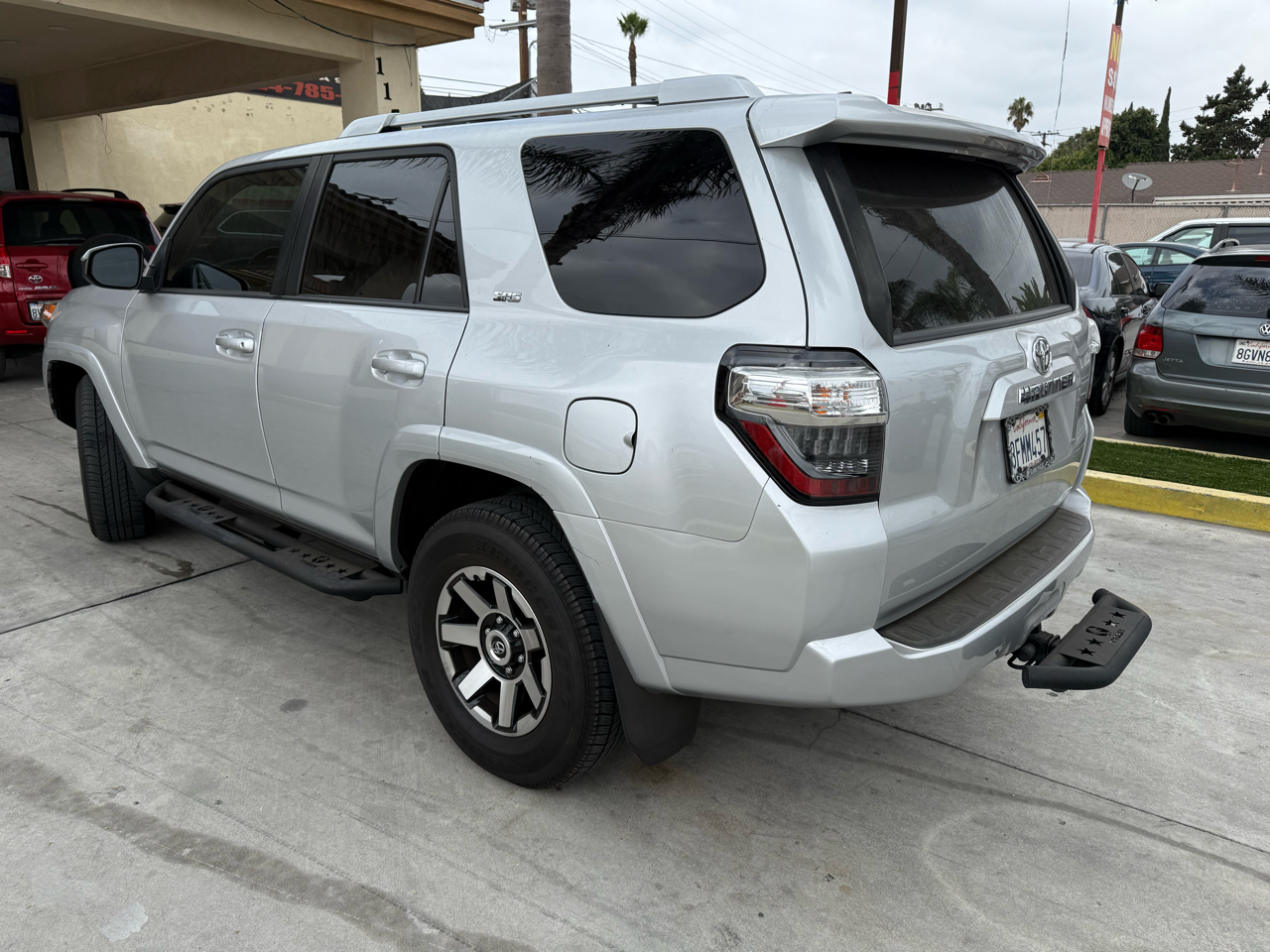 Toyota 4Runner SR5 2WD 2018