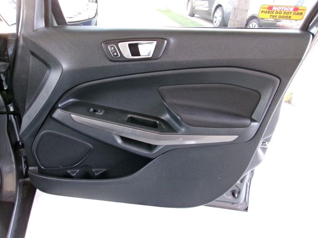 Ford EcoSport SE 2018