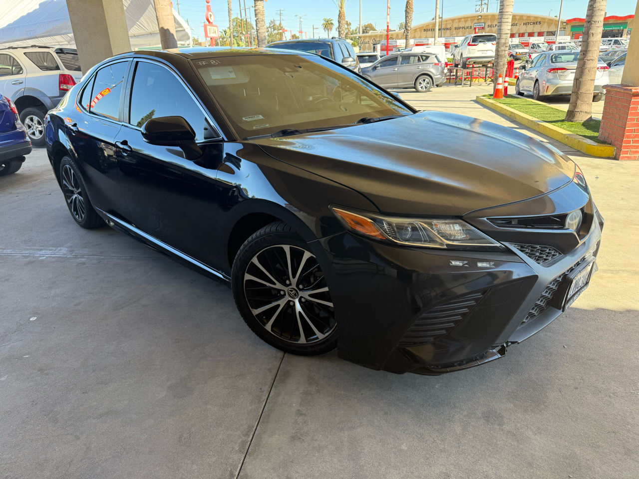 2018 Toyota Camry SE