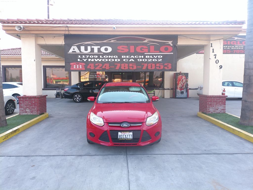 Ford Focus SE Sedan 2013 Ford Focus SE Sedan 2013