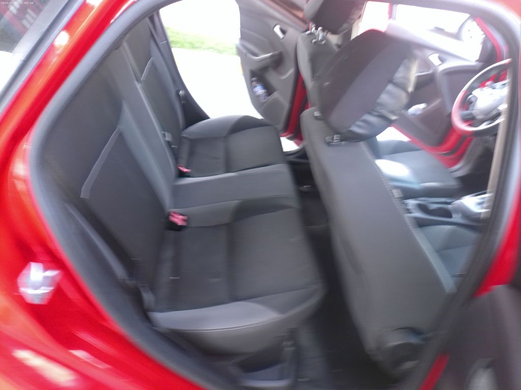 Ford Focus SE Sedan 2013 Ford Focus SE Sedan 2013