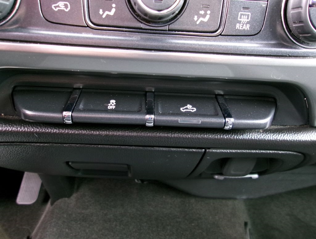 Chevrolet Silverado 1500 LT Crew Cab 2WD 2016 Chevrolet Silverado 1500 LT Crew Cab 2WD 2016