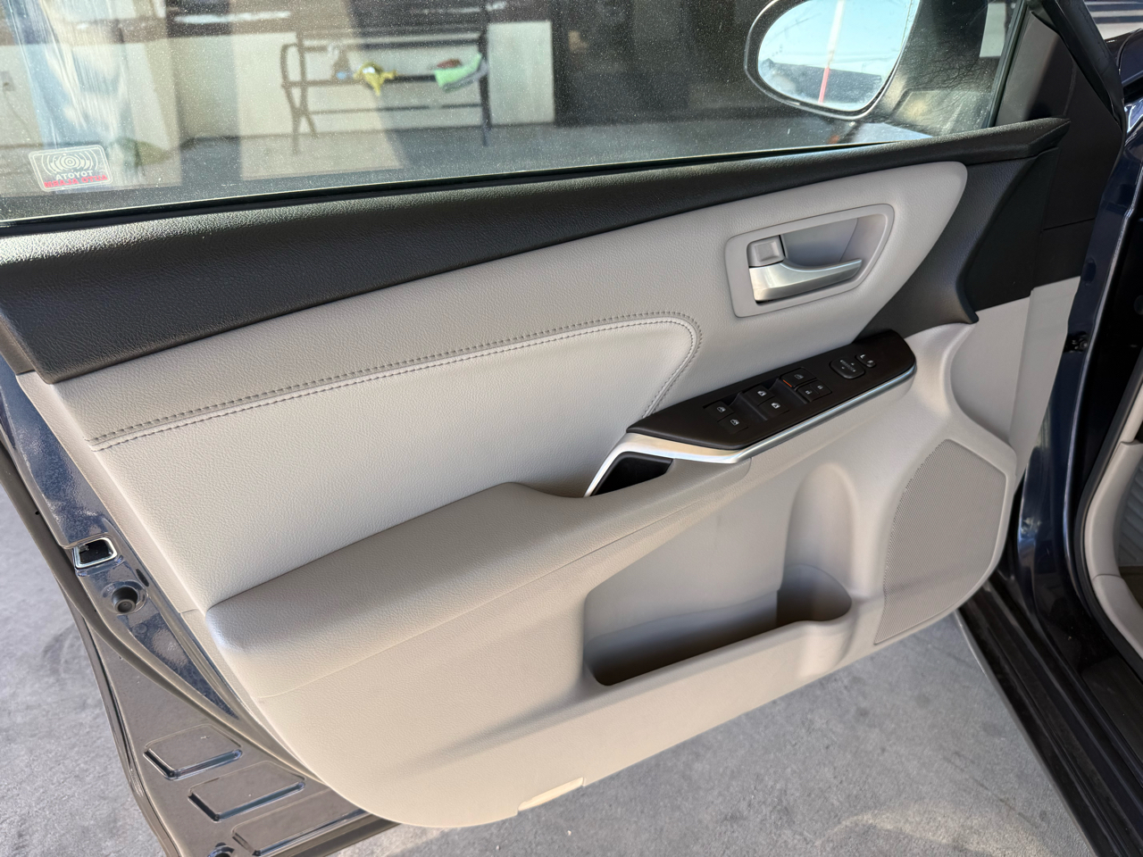 Toyota Camry XLE 2017