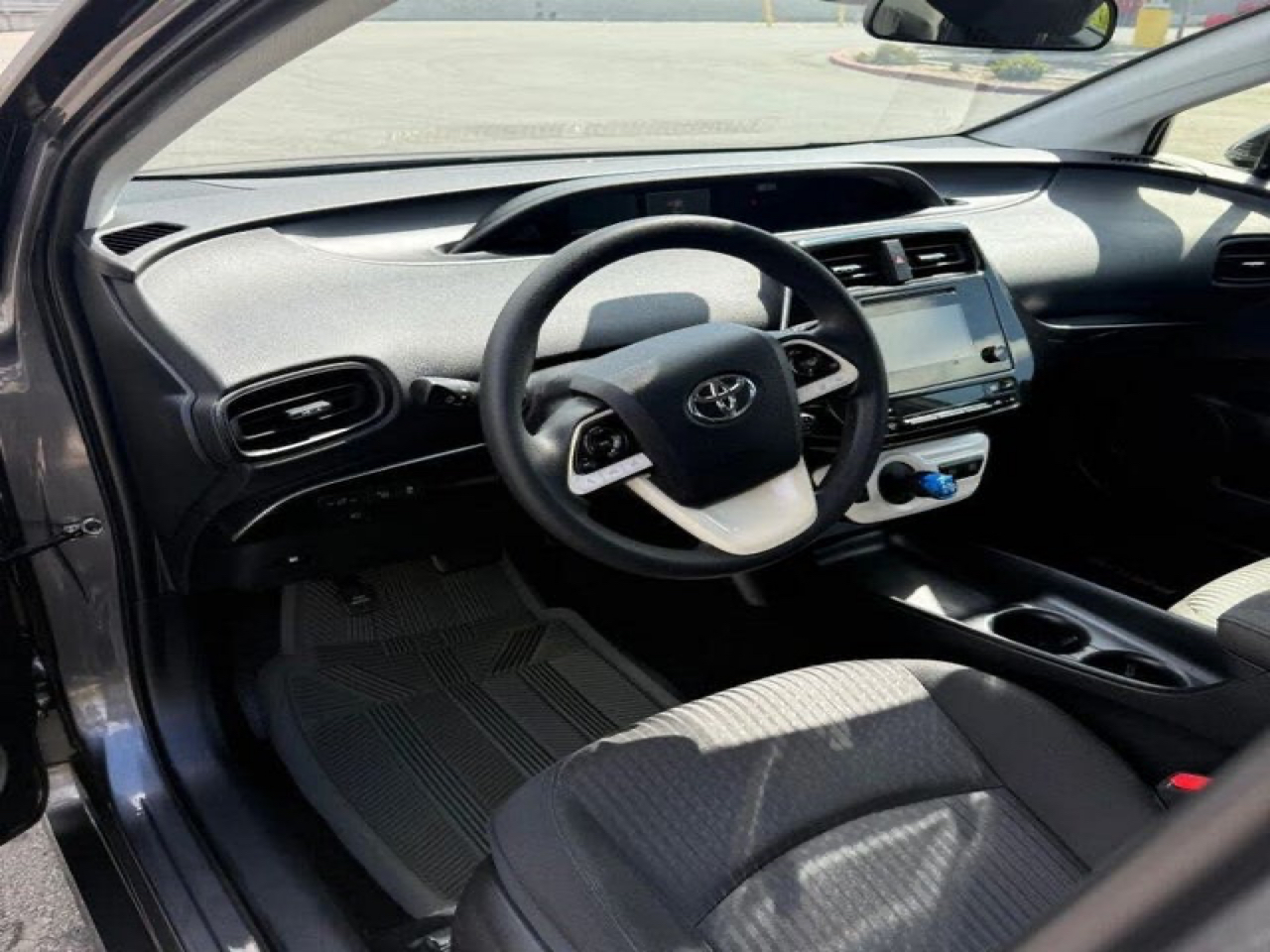 Toyota Prius Two 2018