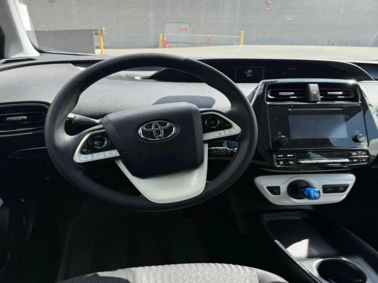 Toyota Prius Two 2018