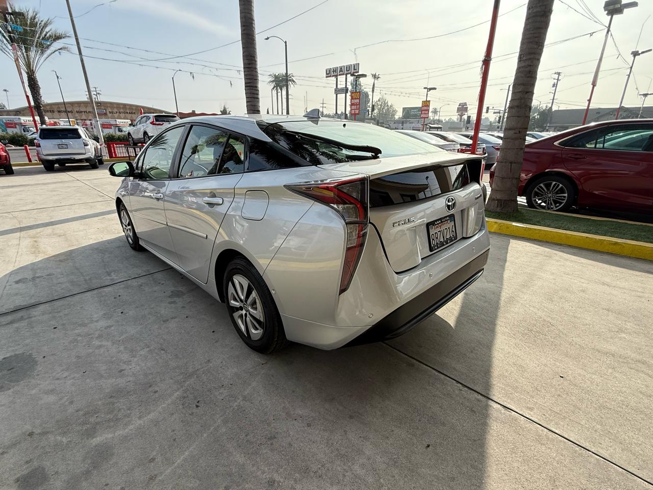Toyota Prius Two 2018