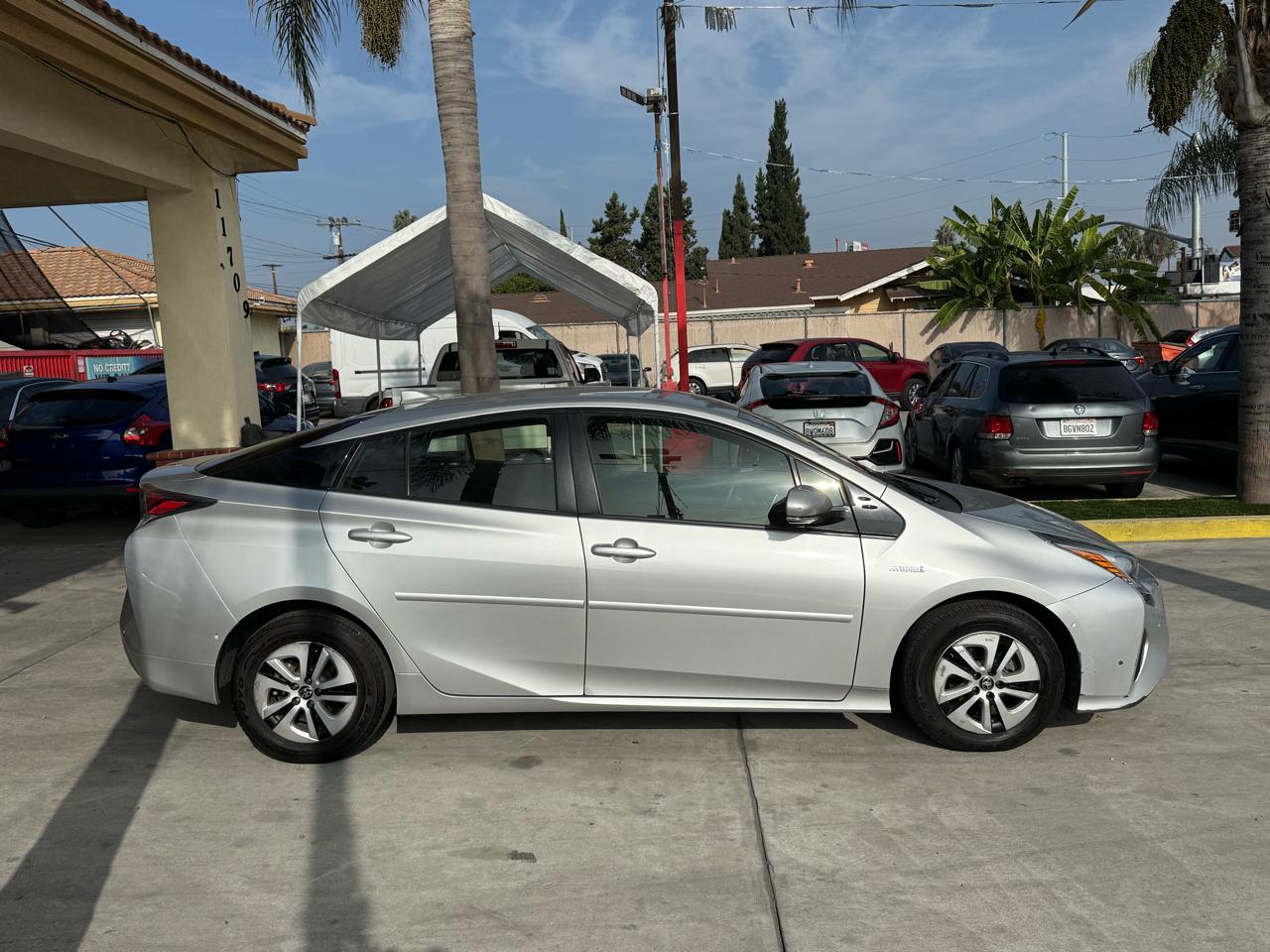 Toyota Prius Two 2018