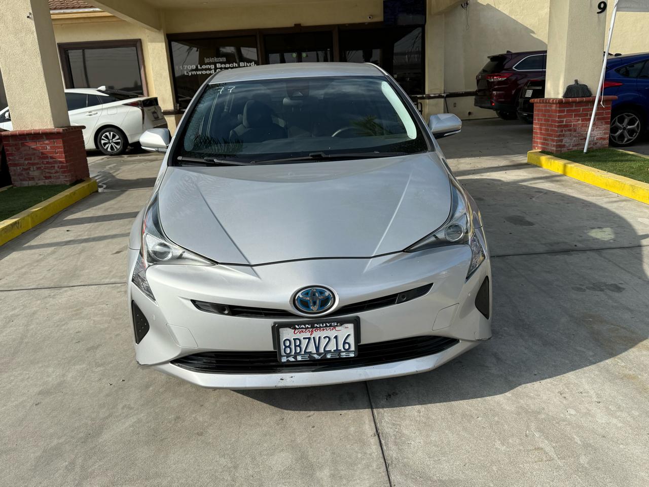 Toyota Prius Two 2018