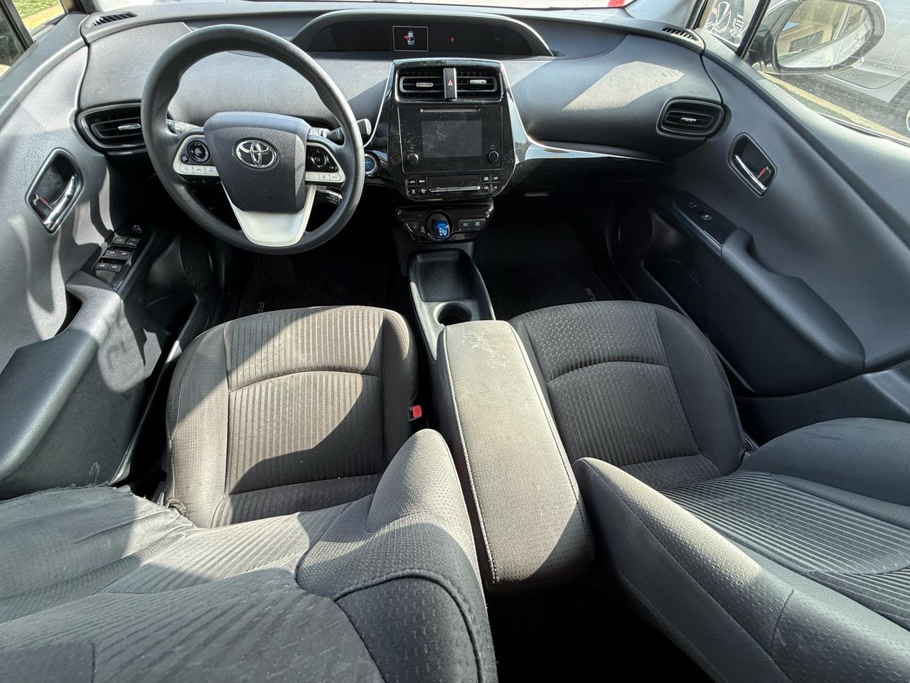 Toyota Prius Two 2018