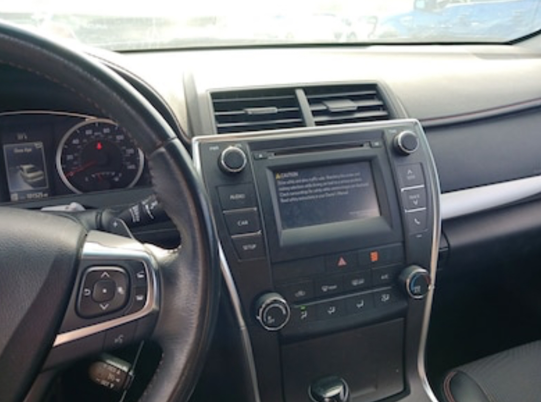 Toyota Camry SE 2017