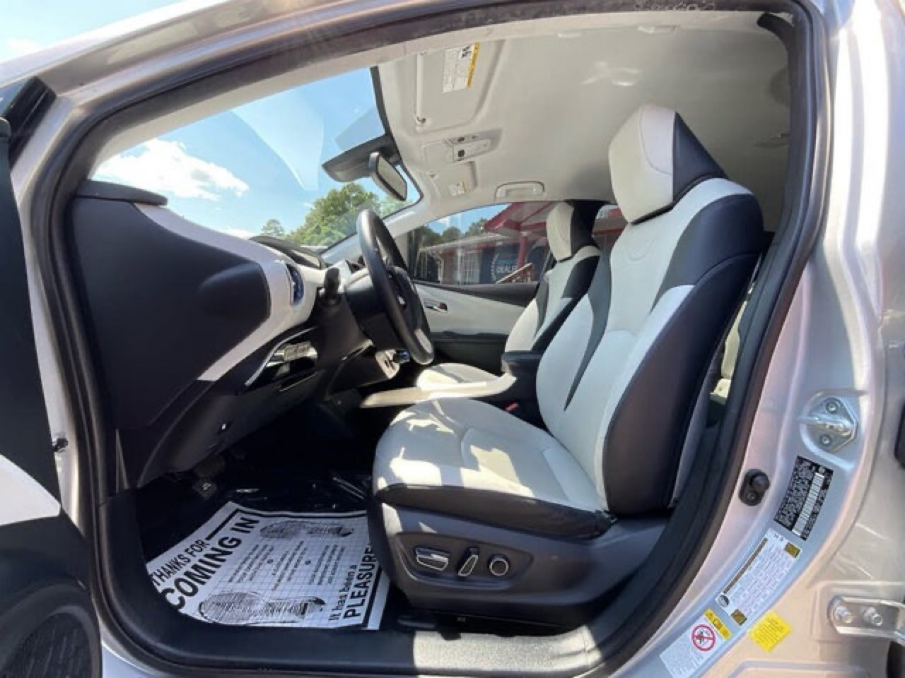 Toyota Prius Two 2017