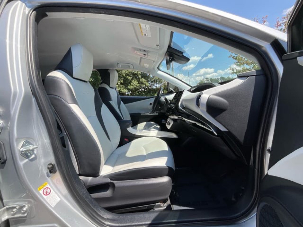 Toyota Prius Two 2017