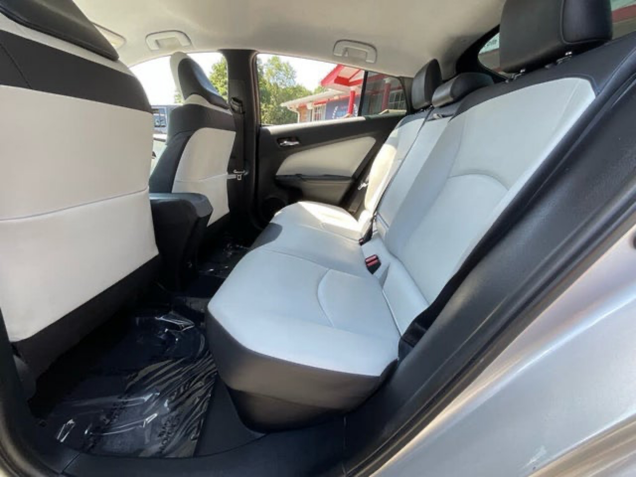 Toyota Prius Two 2017