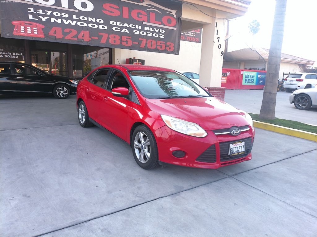 Ford Focus SE Sedan 2013