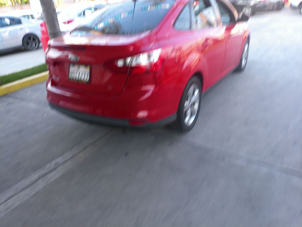 Ford Focus SE Sedan 2013