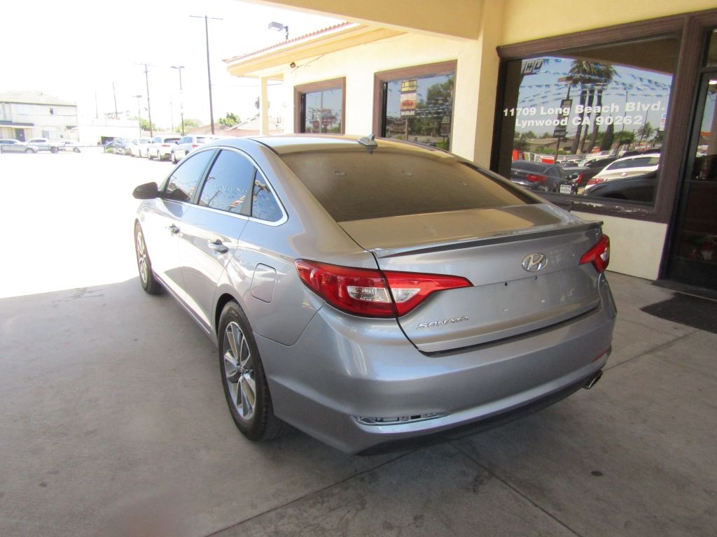 Hyundai Sonata SE 2016