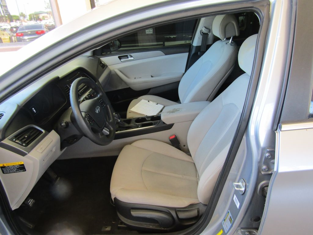 Hyundai Sonata SE 2016