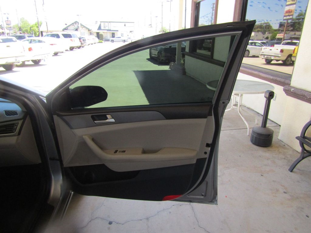 Hyundai Sonata SE 2016