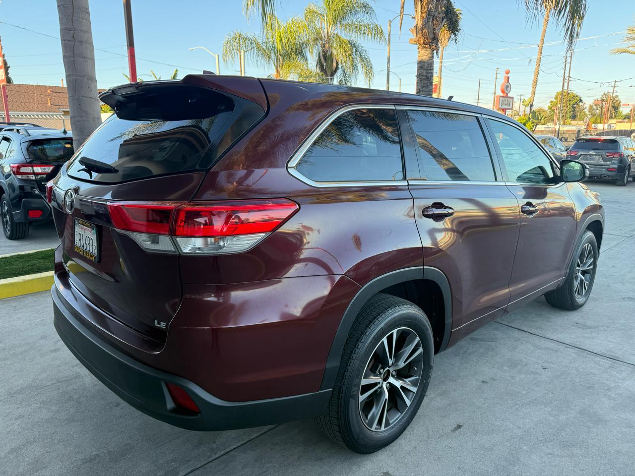 Toyota Highlander LE Plus FWD V6 2018