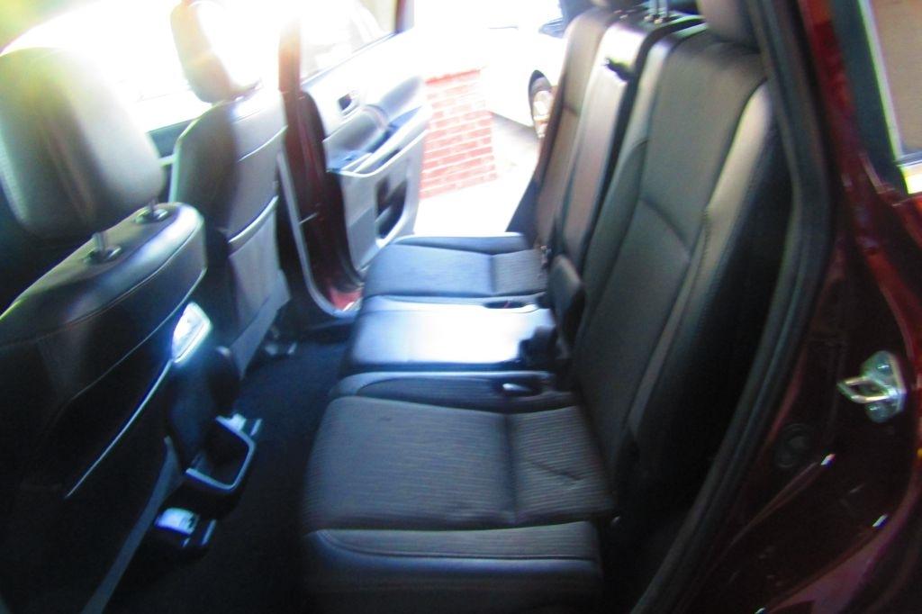 Toyota Highlander LE Plus FWD V6 2018