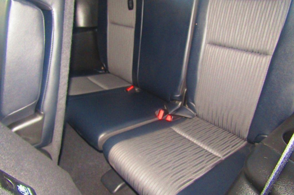 Toyota Highlander LE Plus FWD V6 2018