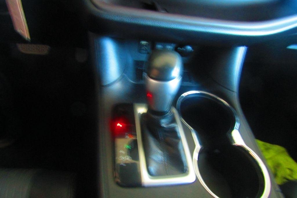 Toyota Highlander LE Plus FWD V6 2018