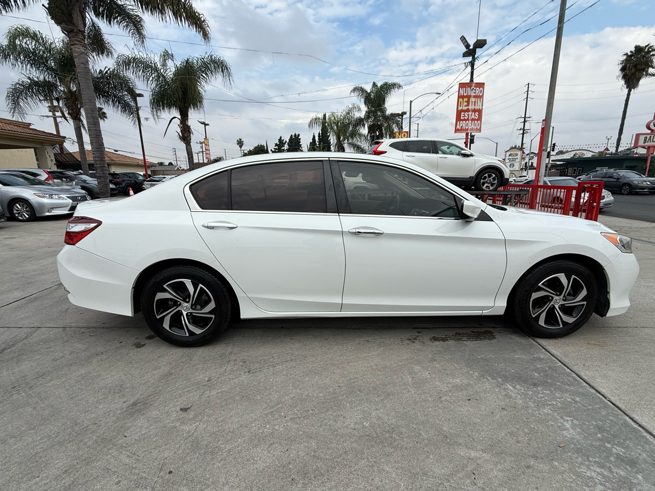 Honda Accord LX Sedan CVT 2017