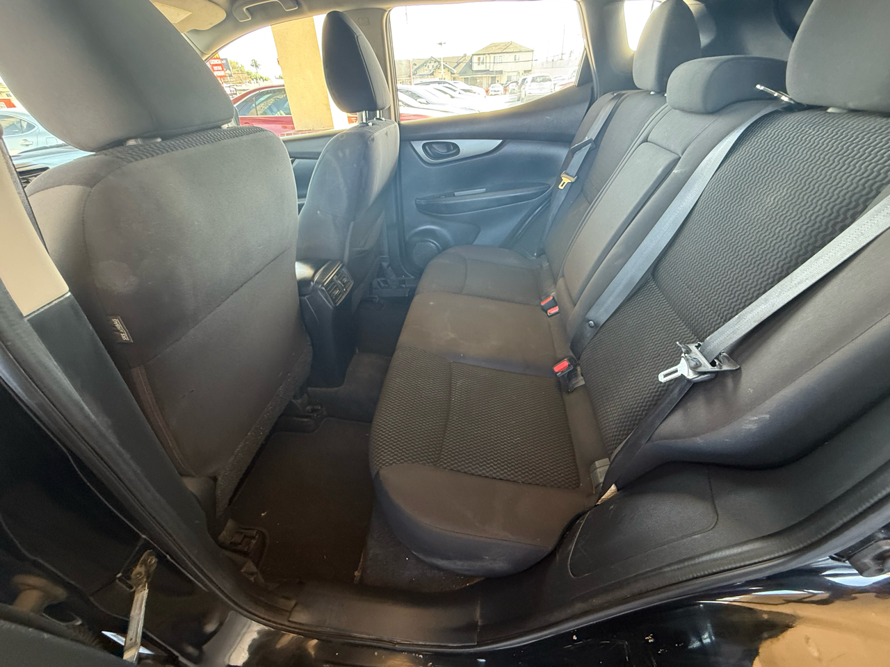 Nissan Rogue Sport S 2018