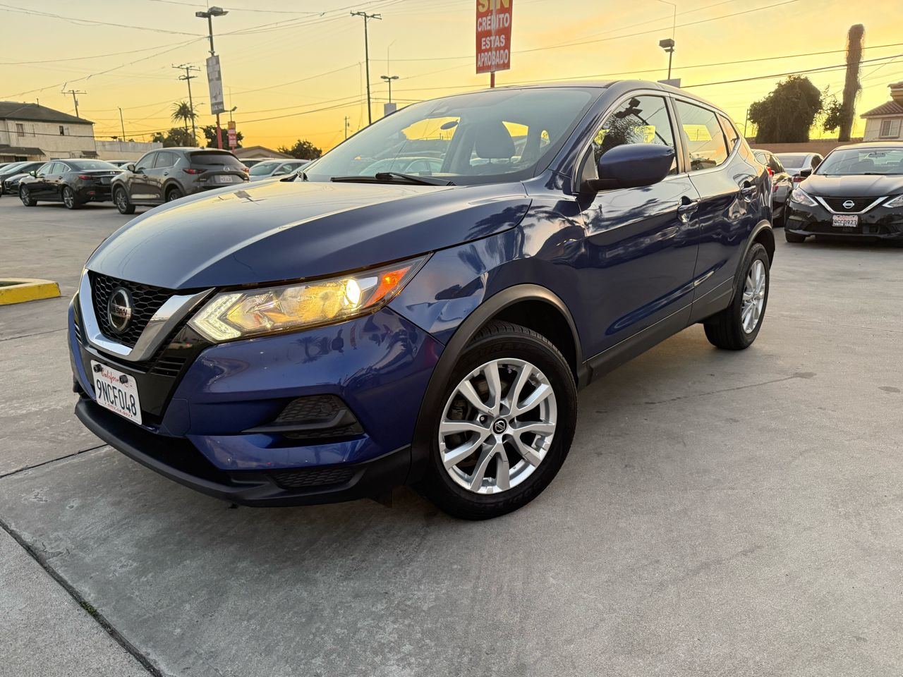 Nissan Rogue Sport S 2021