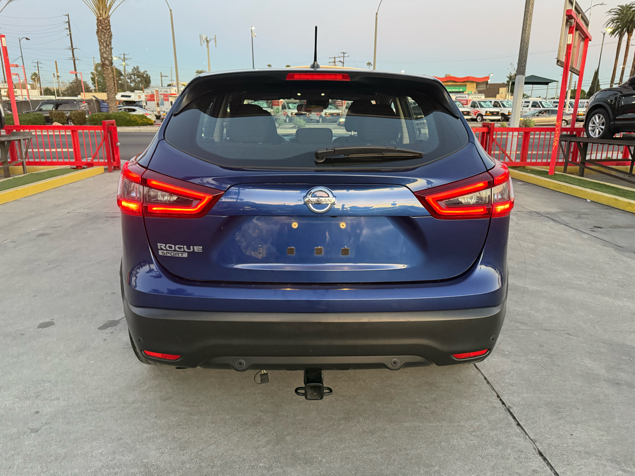 Nissan Rogue Sport S 2021