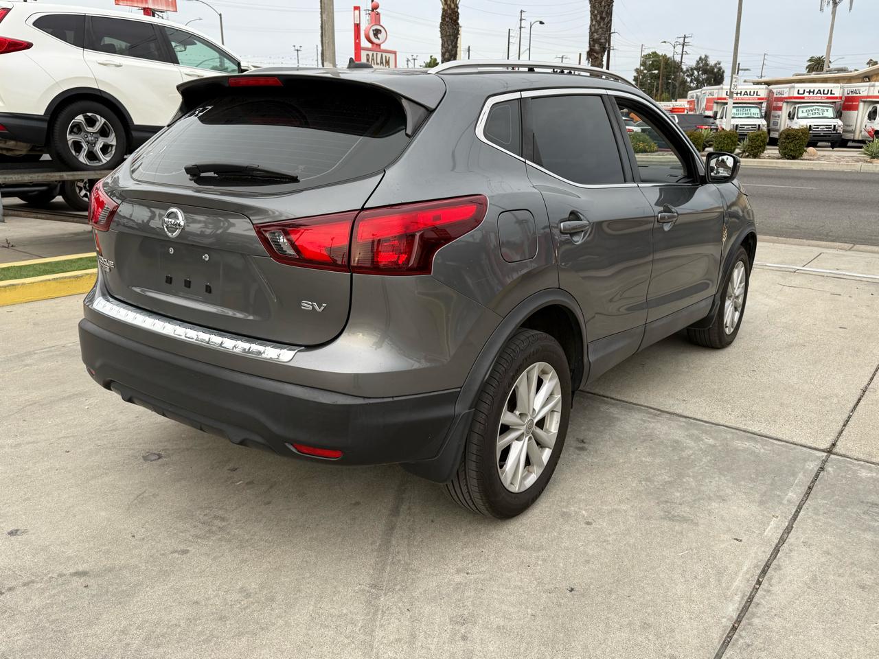 Nissan Rogue Sport S 2018