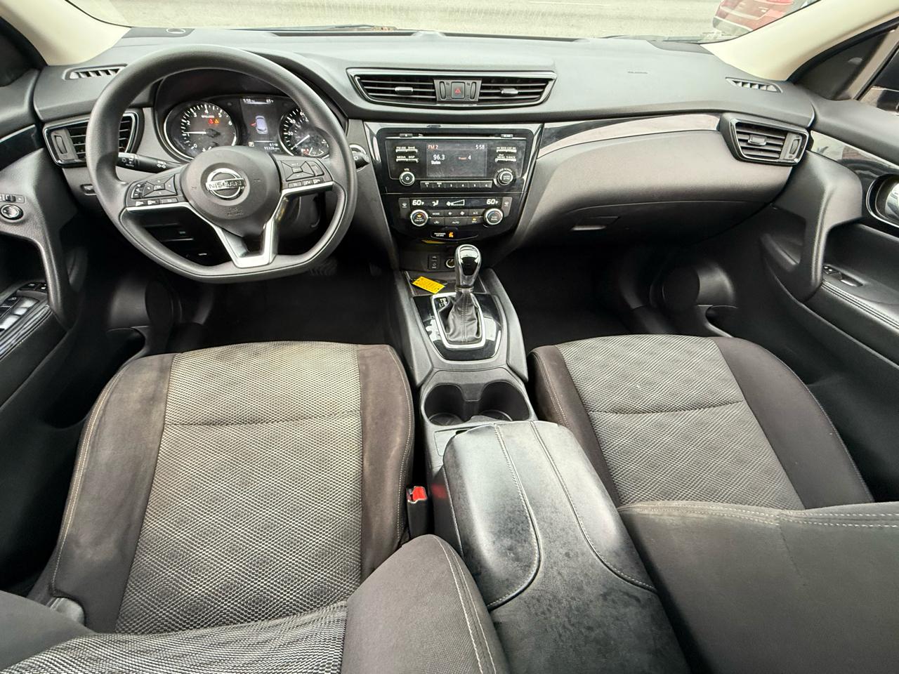 Nissan Rogue Sport S 2018