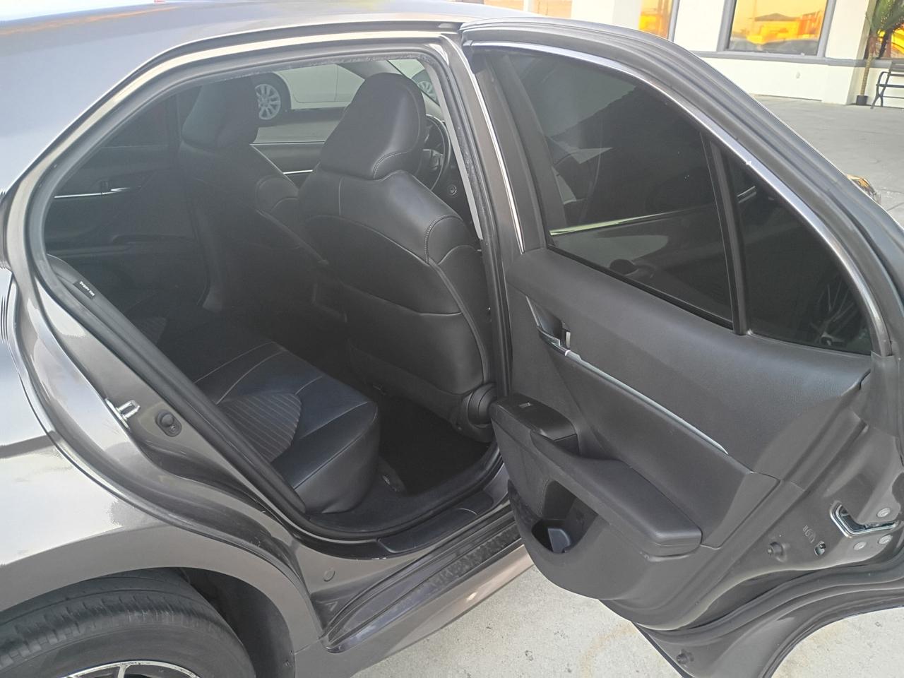 Toyota Camry SE 2022