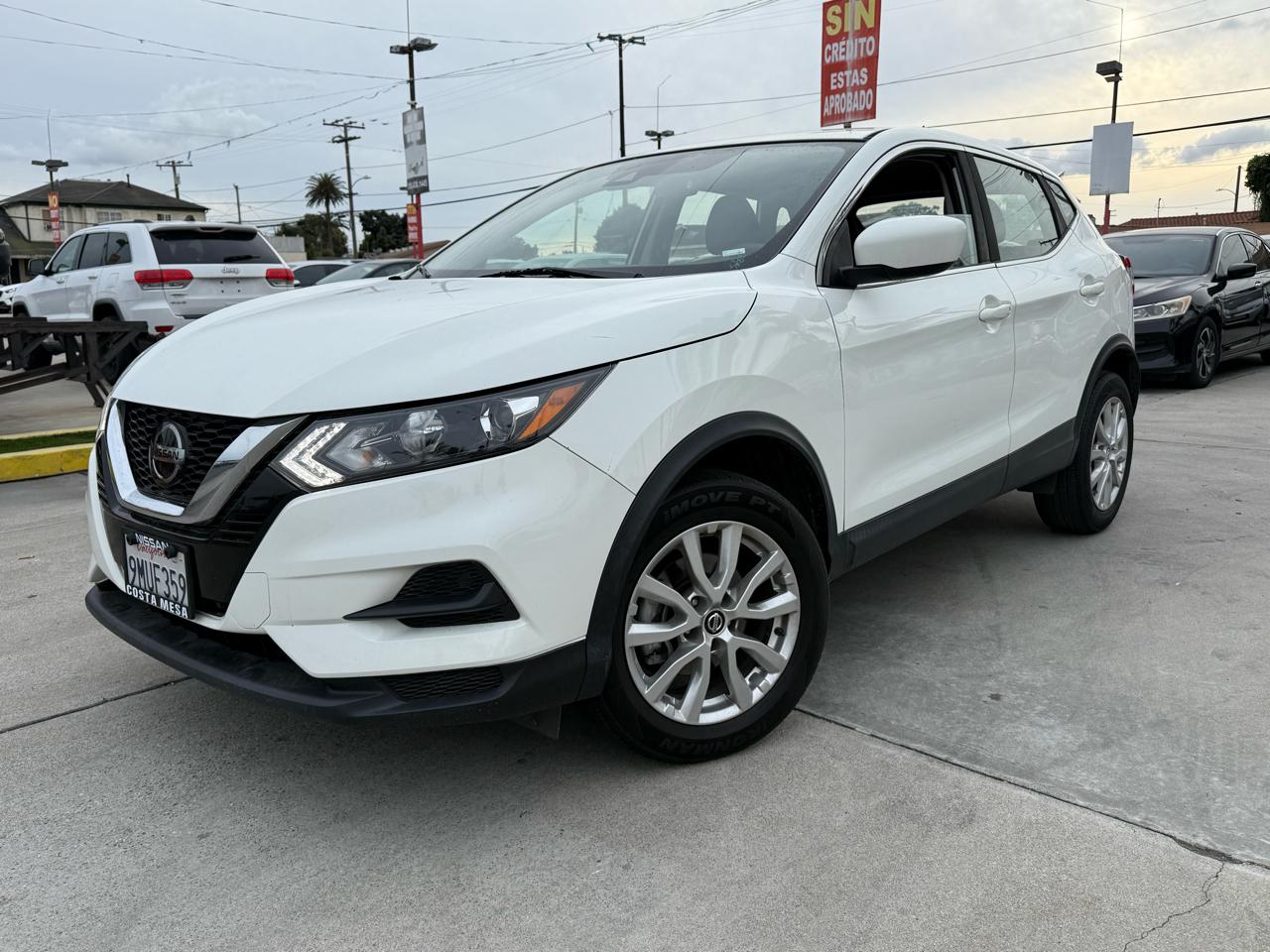 Nissan Rogue Sport S 2021