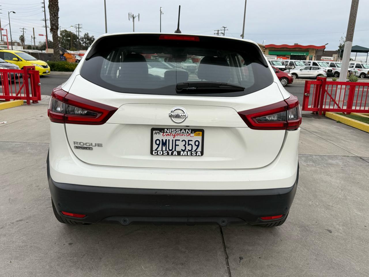 Nissan Rogue Sport S 2021