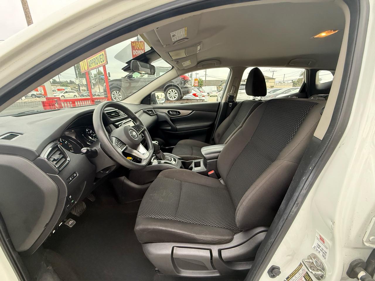 Nissan Rogue Sport S 2021