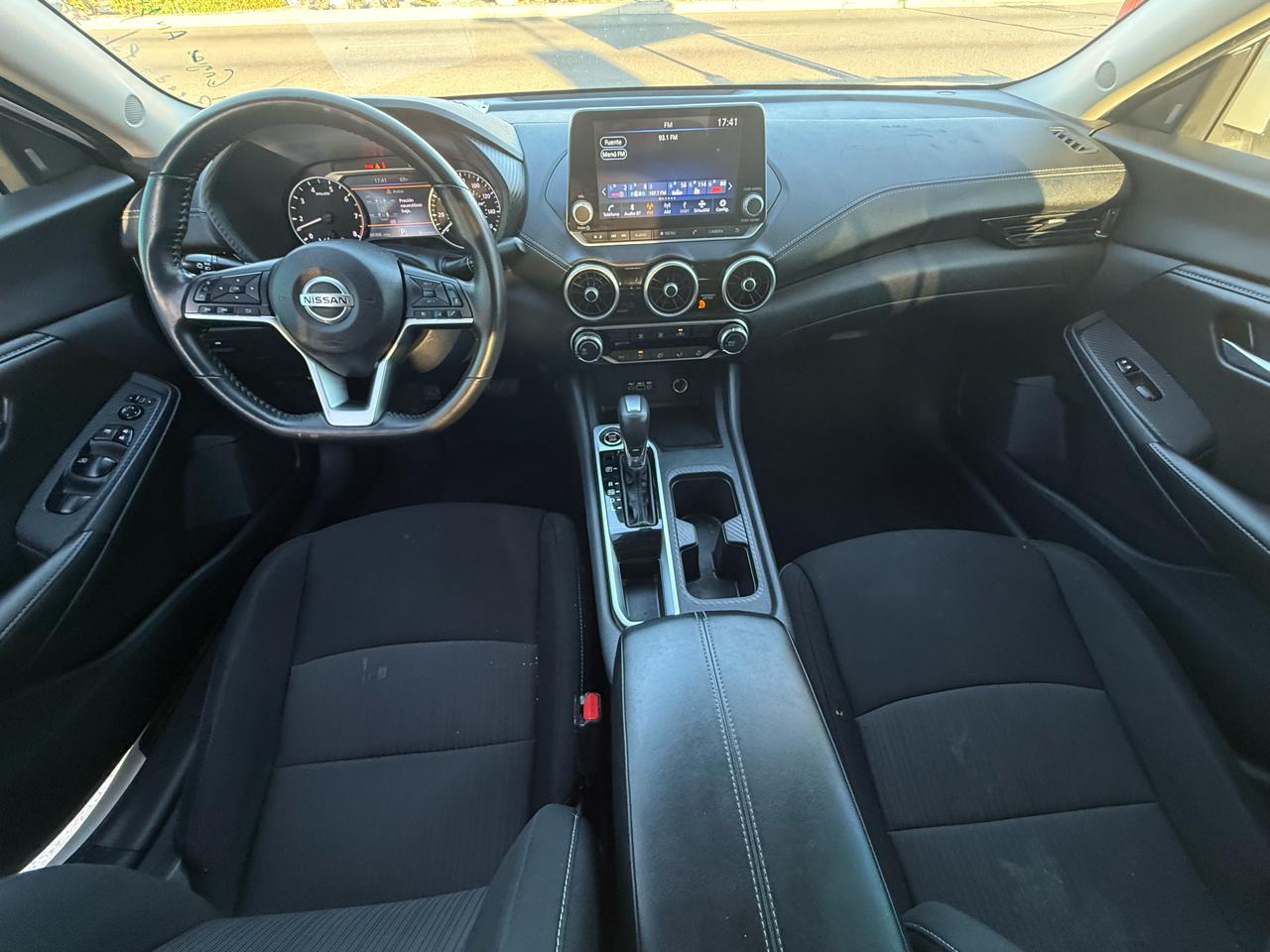 Nissan Sentra SV 2022