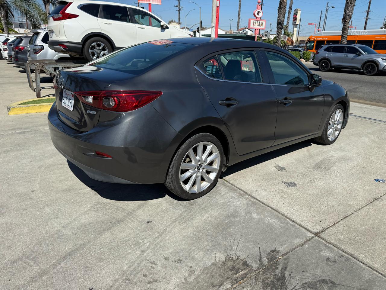 Mazda MAZDA3 i Touring AT 4-Door 2017