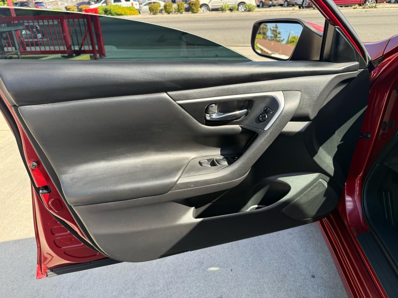 Nissan Altima 2.5 SR 2018