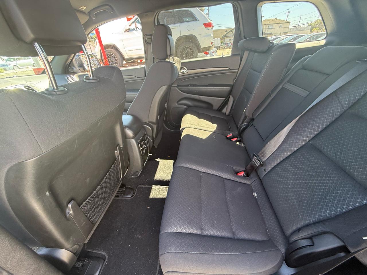 Jeep Grand Cherokee Laredo 2WD 2019